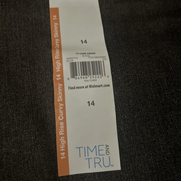 Time And Tru Womens High Rise Curvy Skinny  Jeans Black Wash Size 14 Short NWT - Picture 4 of 10